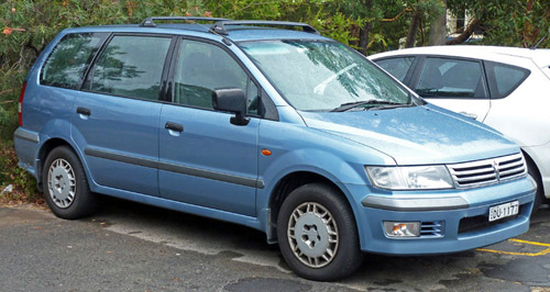 Download Mitsubishi Space Wagon repair manual